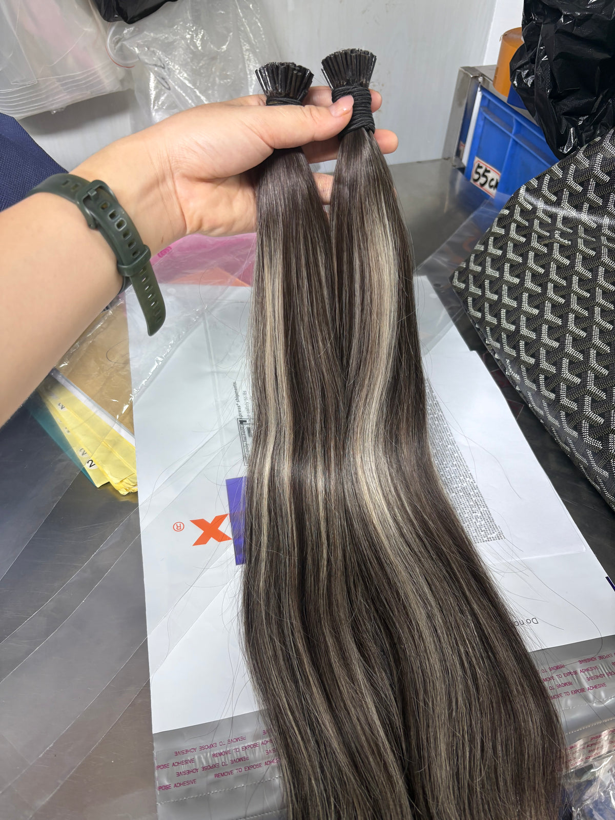 Alternating Piano Weft Hair Extensions – Two-Tone Interspaced Bundle