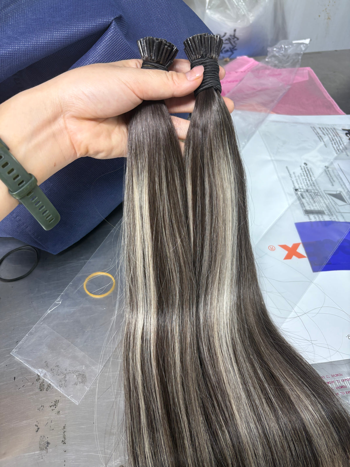 Rooted Ombre Piano Weft Hair Bundles – Two-Tone Highlights