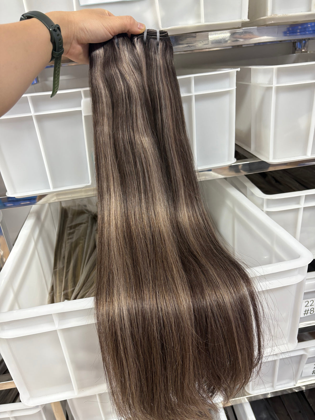 Rooted Ombre Piano Weft Hair Bundles – Two-Tone Highlights